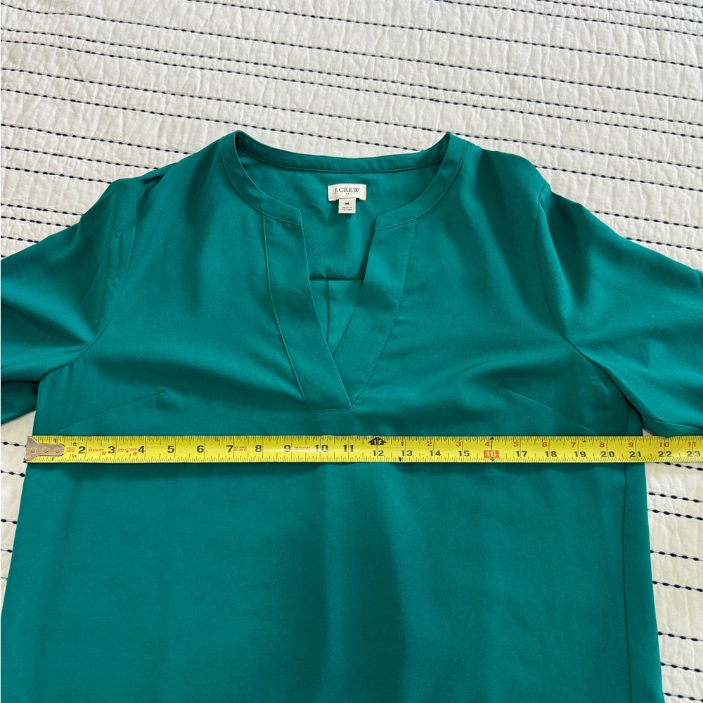 J. Crew women’s emerald green blouse - Picture 4 of 5
